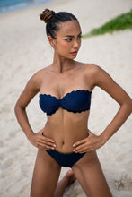 Laden Sie das Bild in den Galerie-Viewer, Venus Navy Bandeau-Top mit abnehmbaren Trägern