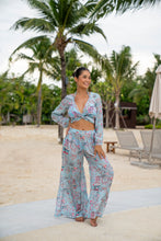 Laden Sie das Bild in den Galerie-Viewer, Blaues Pompeii Gypsy Crop Top – Resort Kollektion