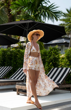 Cargar imagen en el visor de la galería, Goldie Maxi Kimono - Resort Collection
