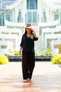 Minnie Black Shirt - Resort Collection