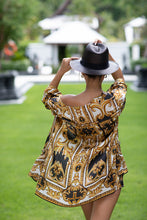 Load image into Gallery viewer, Giovanna Hedda Kimono - Resort Collection
